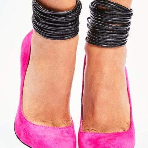 ✅New Lemon Drop by Privileged Fuchsia Reviva Heels Size 10 - Picture 2 of 6